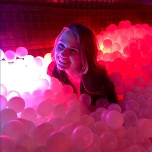 Meet your Posher, Alexandra